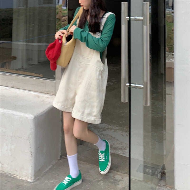 (ORDER) Quần yếm đùi kaki ống rộng thời trang phong cách nữ sinh năng động màu xanh rêu và trắng sữa ulzzang | BigBuy360 - bigbuy360.vn