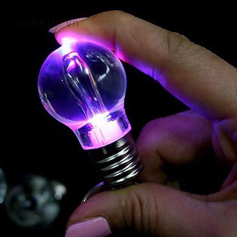 Móc khóa đèn LED đổi màu độc đáo | BigBuy360 - bigbuy360.vn