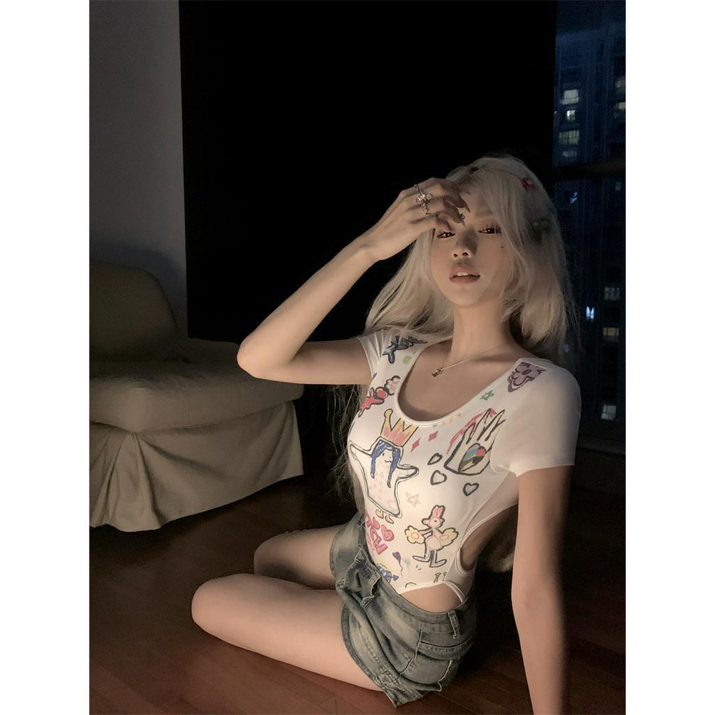 QADCOL  Áo Thun Tay Ngắn In Hoạt Hình One Piece Phối Thắt Lưng Và Đệm Ngực Thời Trang Cho Nữ