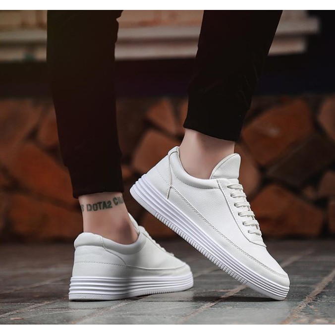 Giày thể thao Sneaker Nam D47, phong cách trẻ trung năng động, đế cao su non đi cực êm