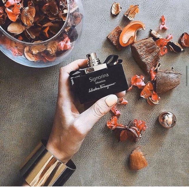 Nước hoa Signorina Misteriosa 10ml EDP
