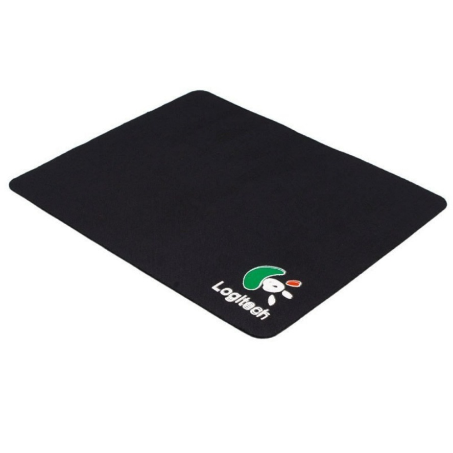 Pad lót chuột mỏng nhẹ T1 màu đen có logo cơ bản kích thước 180x220x2mm