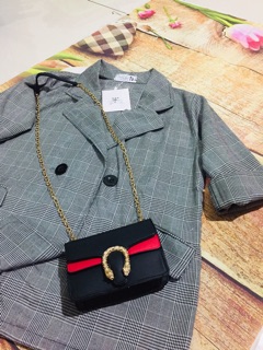 Áo vest kẻ nữ