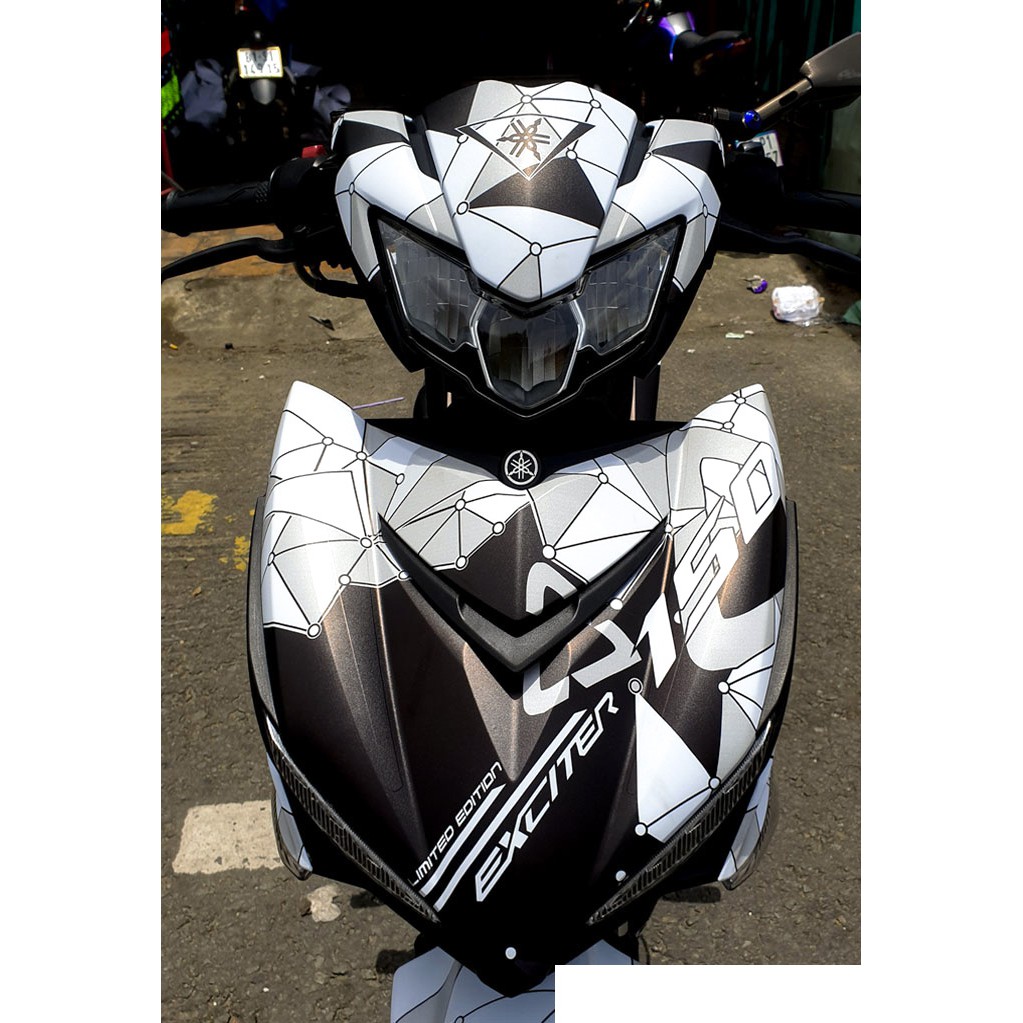 Tem trùm exciter 150 Trắng Đen mẫu mới , độ team trùm decal xe máy ex dán đời 2015-2020