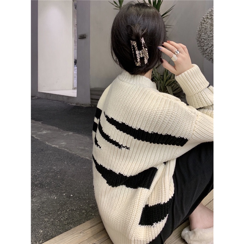 Áo vải len tay dài cổ tròn màu sắc tương phản phong cách Hàn Quốc