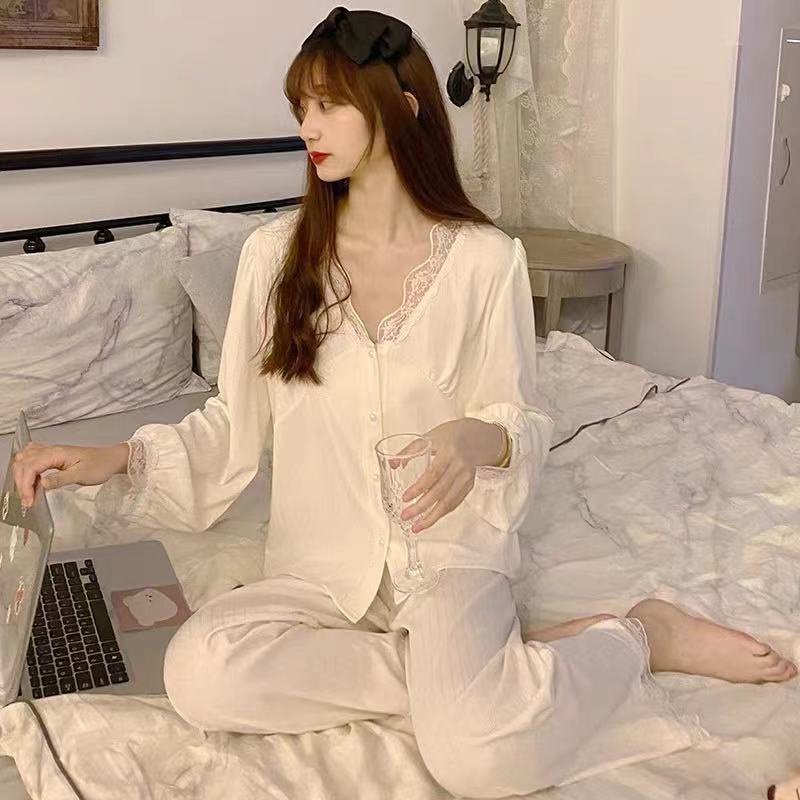 Bộ đồ ngủ tay dài phối ren phong cách thời trang xuân thu thiết kế mới dành cho nữ