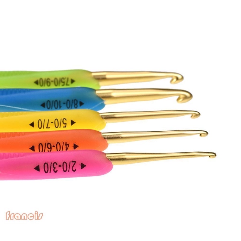 Bộ 5 kim móc len 2 đầu mô phỏng Hamanaka, cán nhựa dẻo êm tay