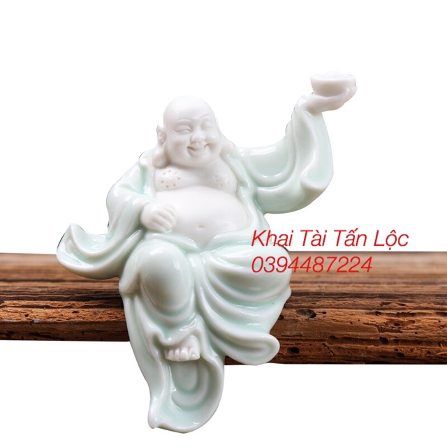 Tượng phật Di Lặc cầm thỏi vàng bằng bạch gốm