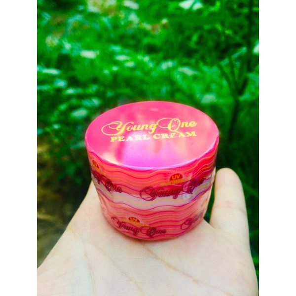 Kem cô gái tóc xù dưỡng trắng da Thái Lan có tem phụ hộp 4,5gram( hàng chuẩn loại 1)