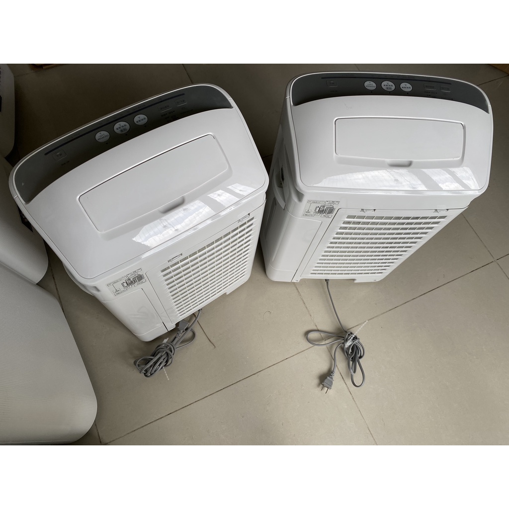 Máy lọc không khí sharp KC-B40 có tạo ẩm
