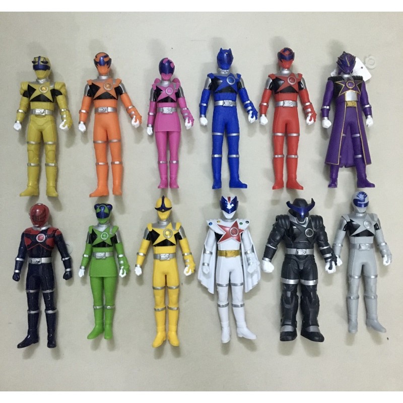 Đồ chơi 18cm Super Sentai 8