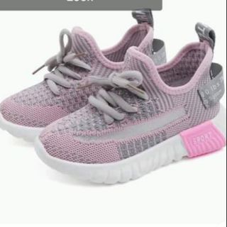 Hầu úc chị trâm Nguyễn