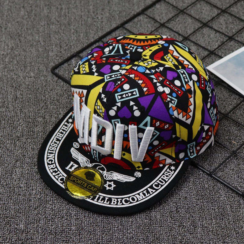 Mũ Lưỡi Trai Thêu Chữ MDIV Độc Đáo Thời Trang