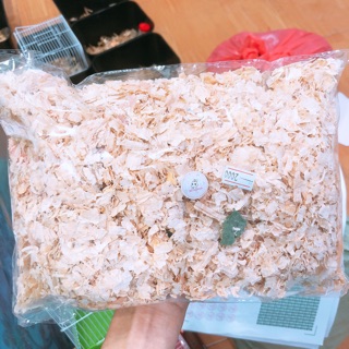 Mùn cưa lót chuồng