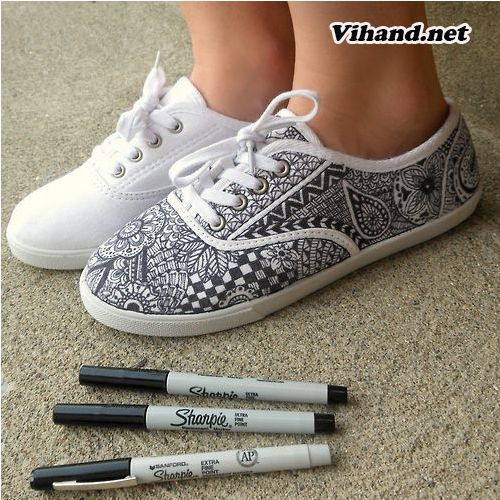 MÀU LẺ Bút lông ngòi kim vẽ lên mọi chất liệu Sharpie Ultra Fine 0.5mm