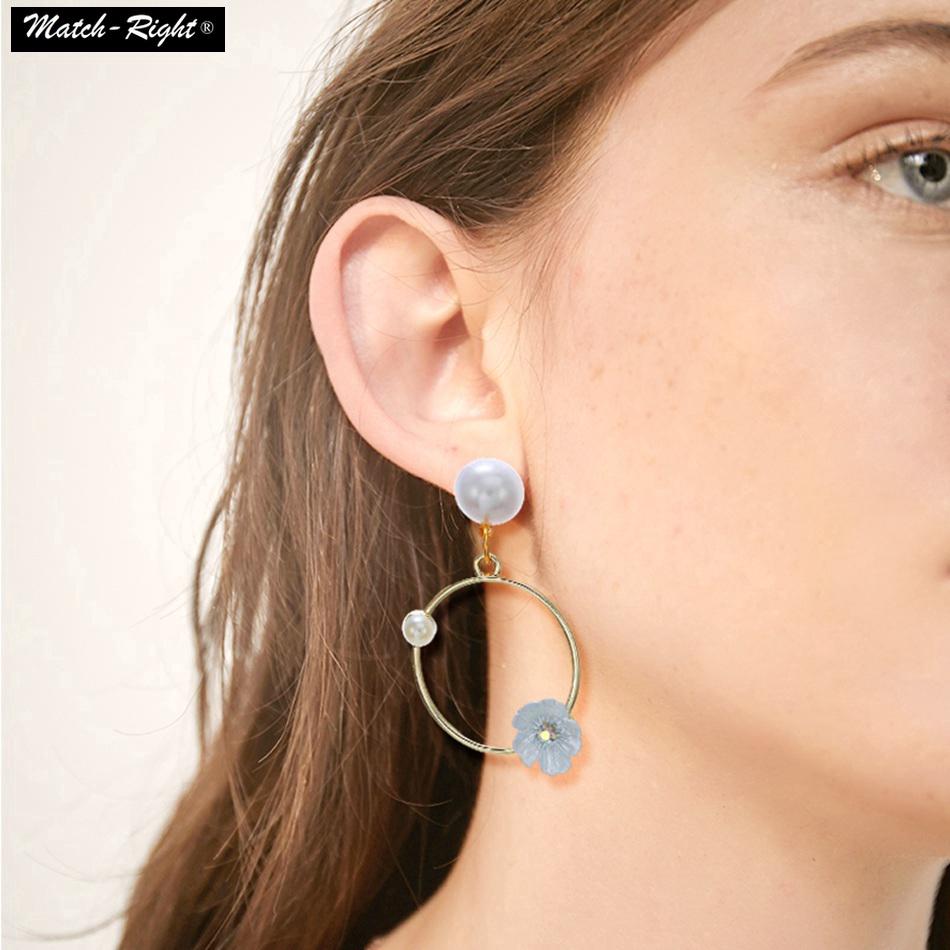 Bông tai nữ hình tròn thiết kế trẻ trung thời trang xinh xắn