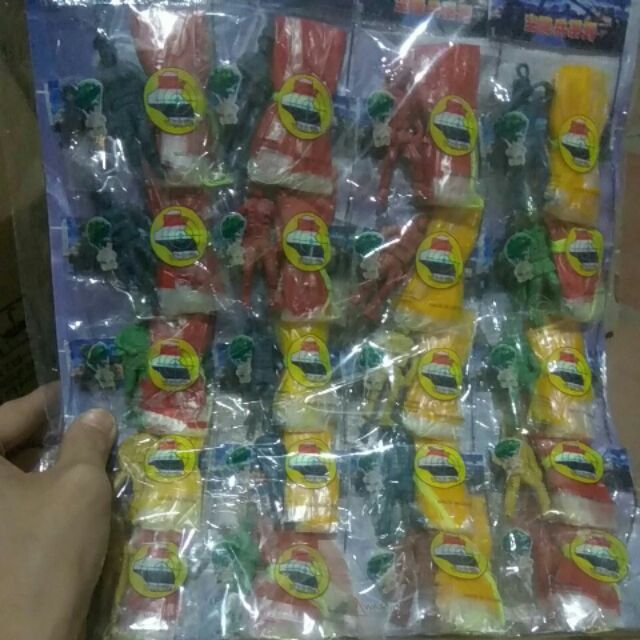 VỈ LIÊN QUÂN DÙ