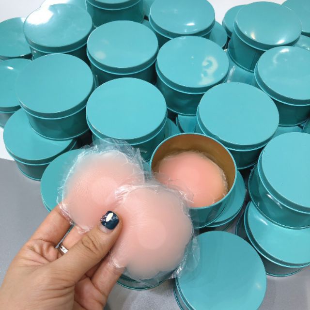 Combo 5 đôi dán ngực Silicon hộp sắt