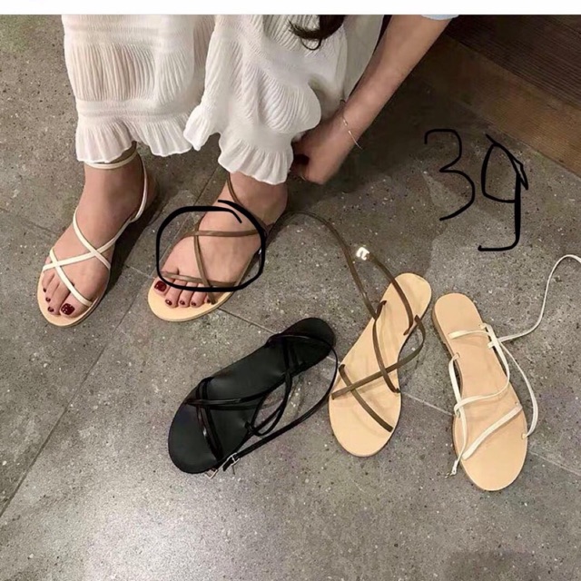 Sandal trắng ngoai