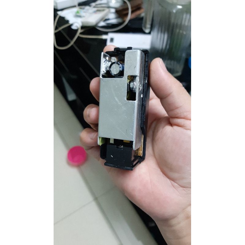Bo nguồn đầu ra 19v 2a