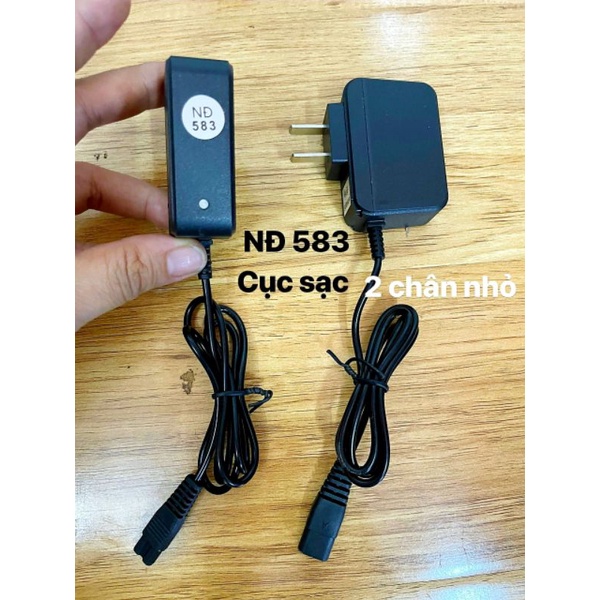 Cục Sạc Đèn Đội Đầu Chuôi Sạc 2 Chấu
