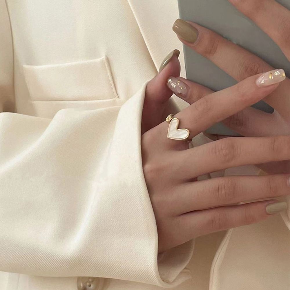 Nhẫn đeo ngón tay hình trái tim nhiều màu sắc thời trang sành điệu cho nữ