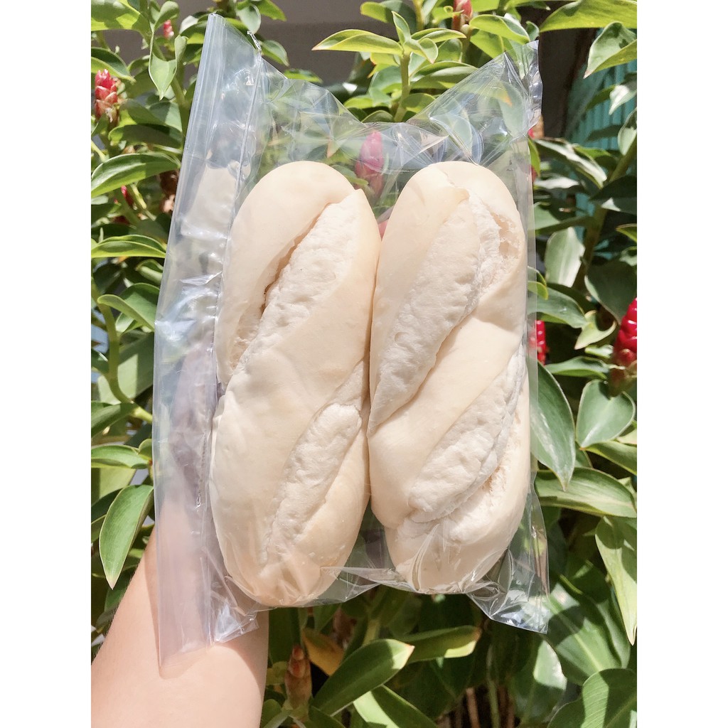 Bánh mì tươi Gốc Âu – Chuẩn Việt, ĐÃ CHÍN 90%, chay mặn đều dùng được.