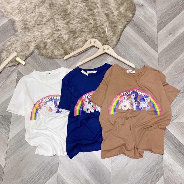 Áo phông nữ moschino