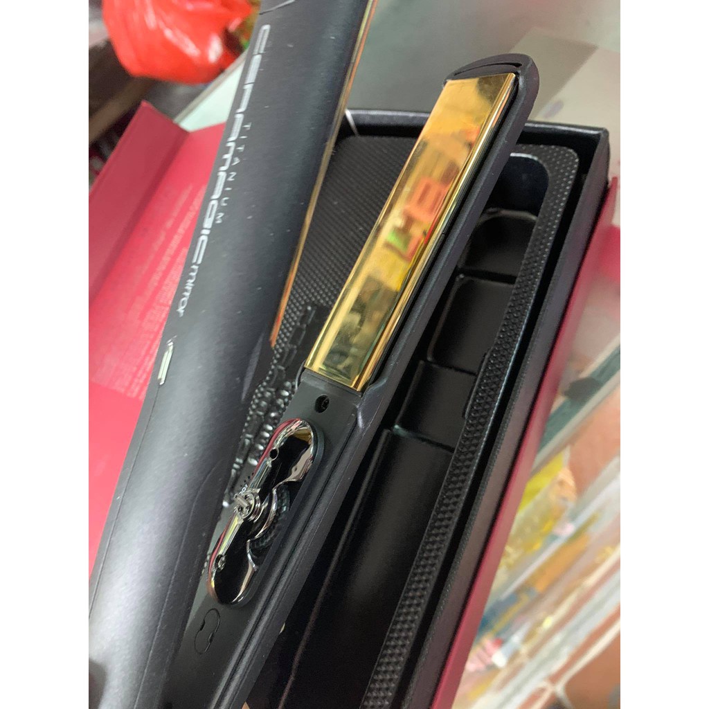 MÁY KẸP DUỖI TÓC CERA MAGIC TITANIUM MIRROR