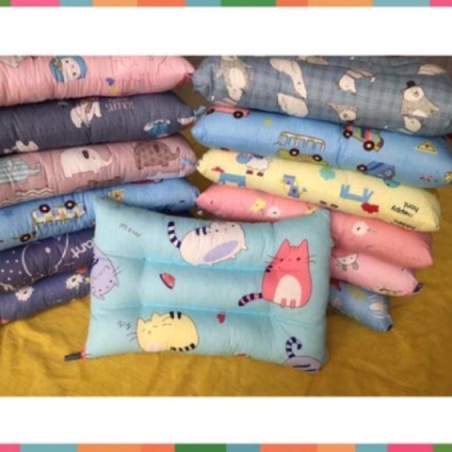 GỐI MASSAGE CHO BÉ COTTON SALE KỊCH SÀN( giao màu theo bé trai hay bé gái)