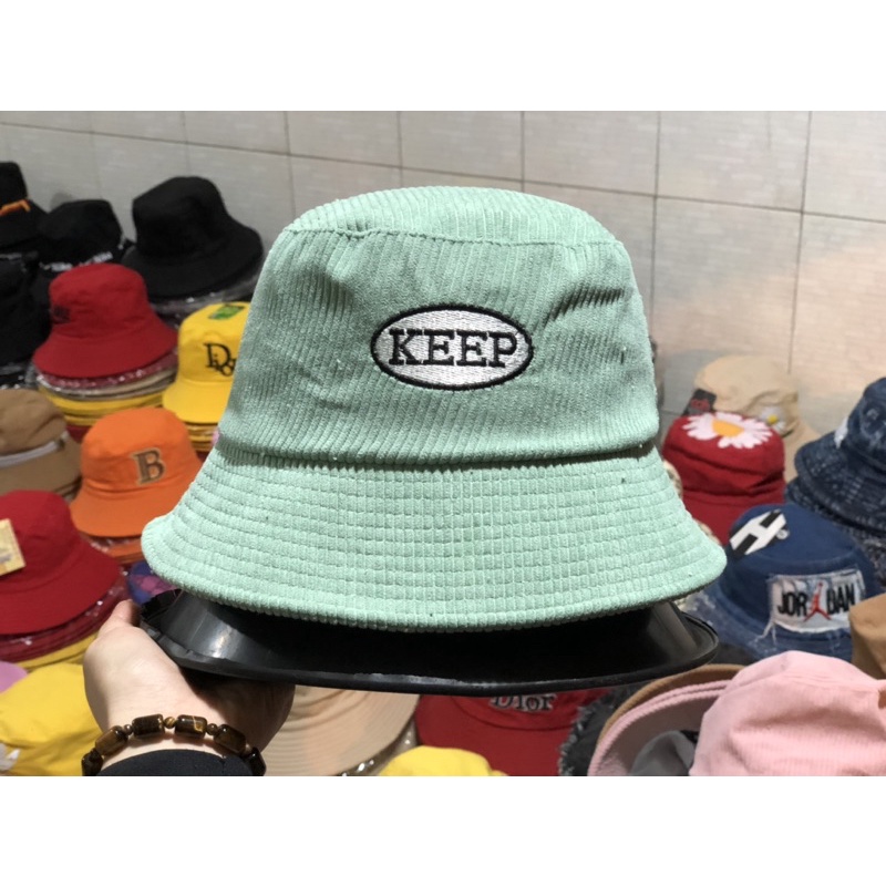 NÓN BUCKET NHUNG GÂN THÊU LOGO TRÒN CHỮ KÊP - Nón vành nam nữ