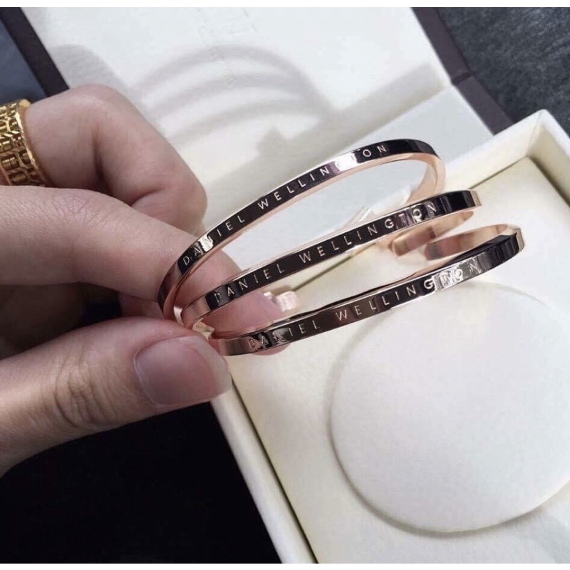 Vòng tay cuff thép titan không gỉ | BigBuy360 - bigbuy360.vn