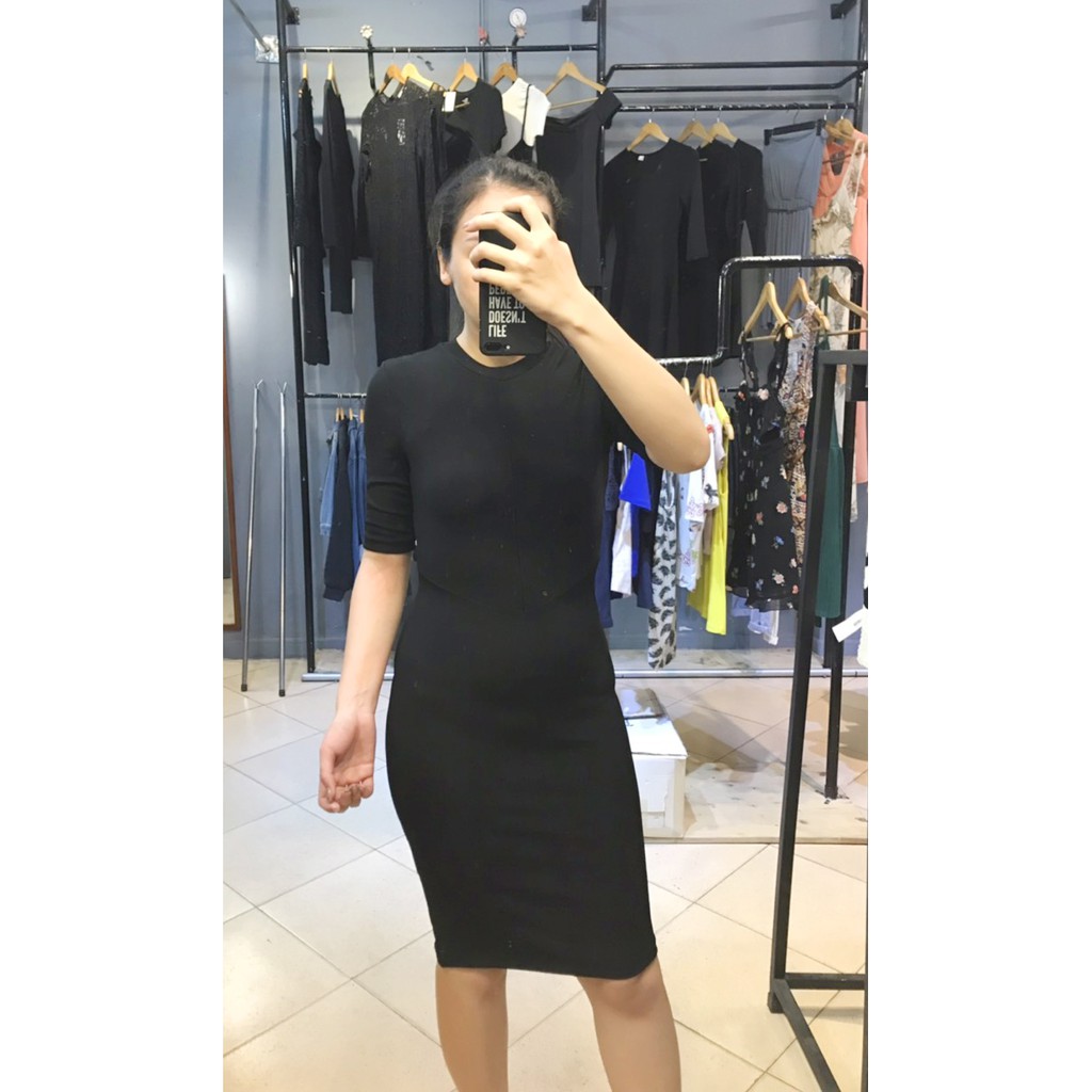 Váy đen tay lỡ H&M
