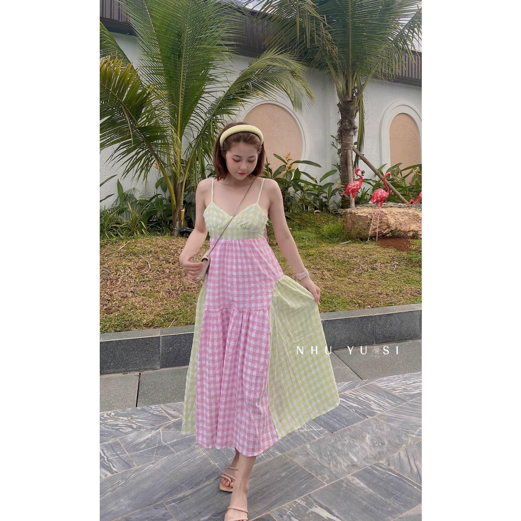 Đầm dây sọc màu