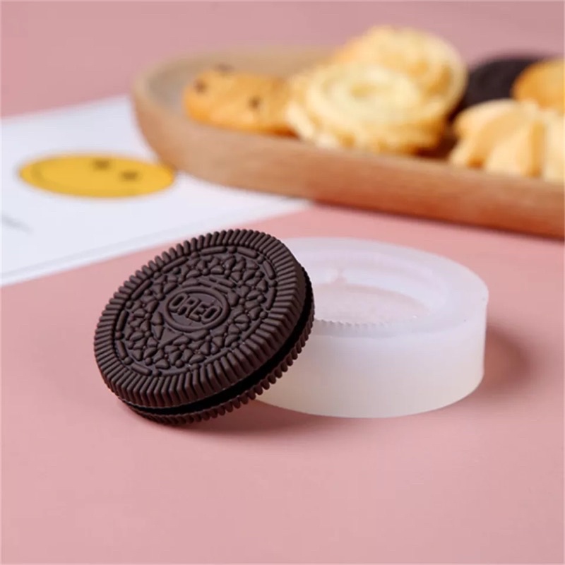 Khuôn silicon tạo hình bánh quy Danisa Oreo