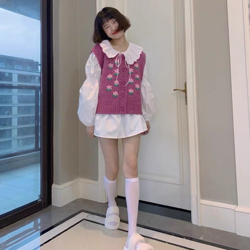 Áo sơ mi kết hợp cùng ghi lê