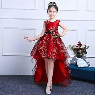 Váy công chúa đỏ đô ren đen sát nách