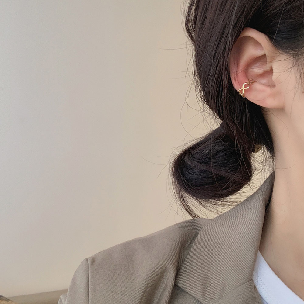 Bông Tai Nữ Trang Tạo Hình Độc Đáo Cá Tính