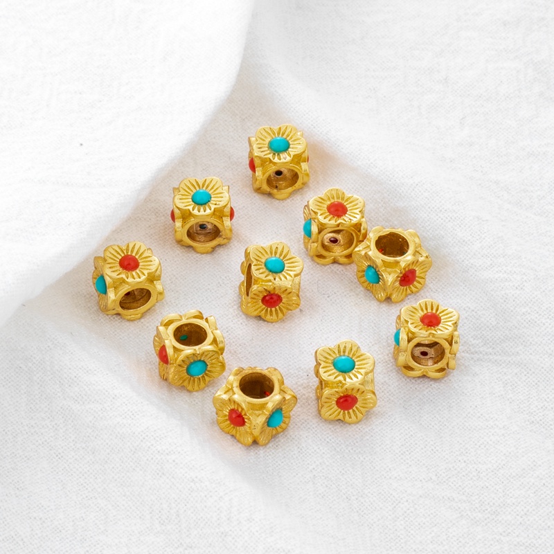 Hạt Xỏ Lỗ Hình Vuông 8MM diy 18K Màu Vàng Kim Zircon Hình Vuông Có Lỗ Nhiều Mặt Làm Trang Sức