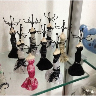 Kệ, giá treo trang sức, trưng bày nữ trang - Búp bê décor nhỏ 15cm. m21-9