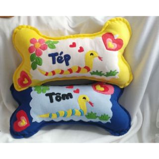 Bôi 4 gối ôm handmade hình khúc xương