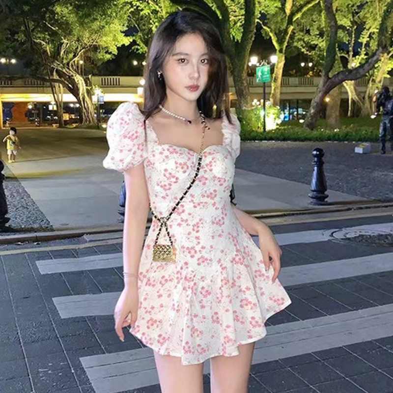 Đầm Hoa Cổ Vuông Thời Trang Xuân Hè 2022 Mới Mẻ Cao Cấp Cho Nữ