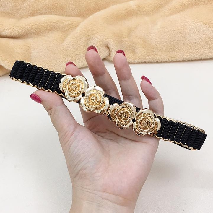 Đai váy kết 4 bông hoa
