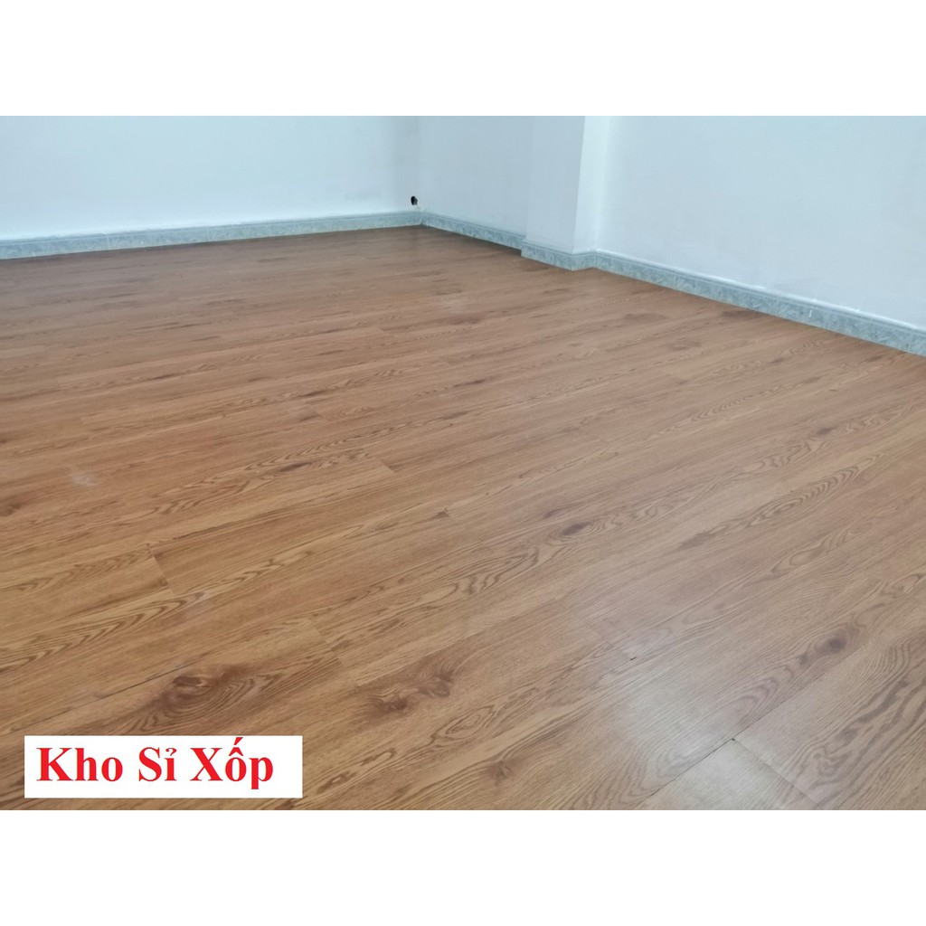 Sàn Nhựa Giả Gỗ, Sẵn Keo, Kích Thước 91,5x15,4 cm - Dày 2 li