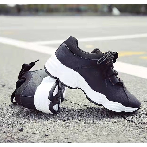 Giày sneaker nữ TLT9091 (Đen - trắng)