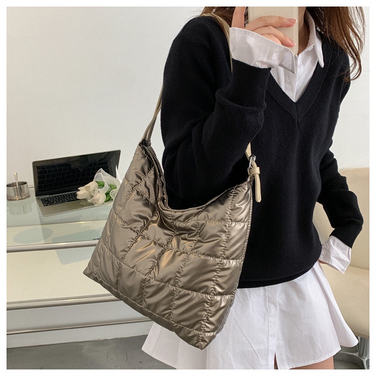 Túi xách JASMIN NOIR đeo chéo vai thời trang mùa đông chần bông họa tiết caro thời trang phong cách cho nữ