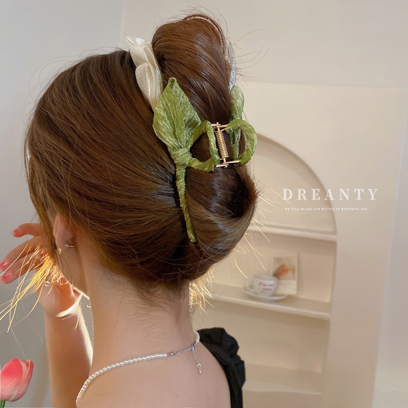 Kẹp Tóc Hình Hoa Tulip / Cá Mập Cỡ Nhỏ Thời Trang Ngọt Ngào Dễ Phối Đồ Cho Nữ