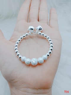 Vòng tay trẻ em bạc ta