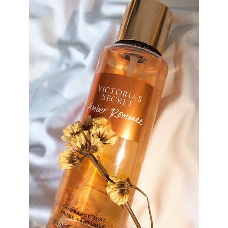 Xịt Dưỡng Thể Body Mist Victoria’S Secret Amber Romance (Shimmer) Lấp Lánh 250ml Chính Hãng ★VVS★