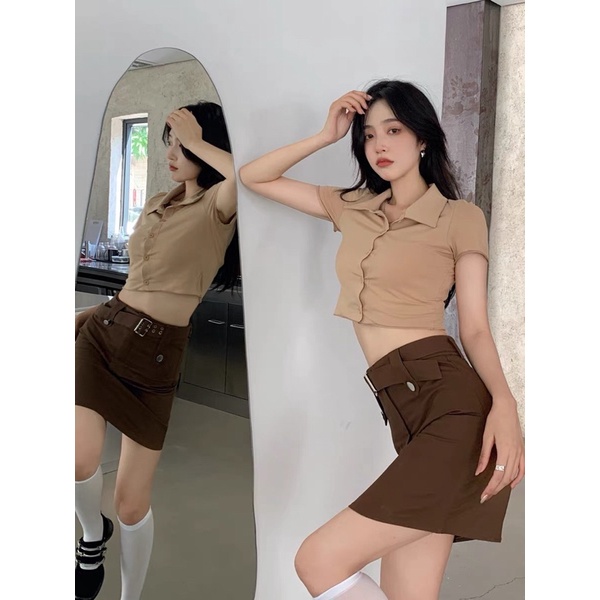 Chân váy kaki jean nâu kèm belt + áo thun polo croptop